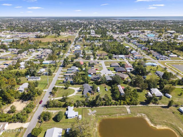 5136 Lake Drive, Panama City, FL 32404
