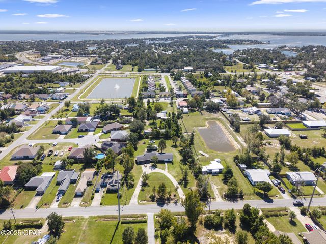 5136 Lake Drive, Panama City, FL 32404