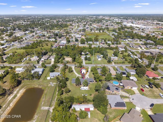 5136 Lake Drive, Panama City, FL 32404