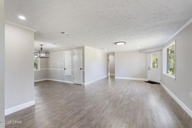 5136 Lake Drive, Panama City, FL 32404