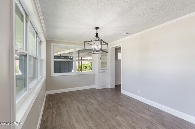 5136 Lake Drive, Panama City, FL 32404