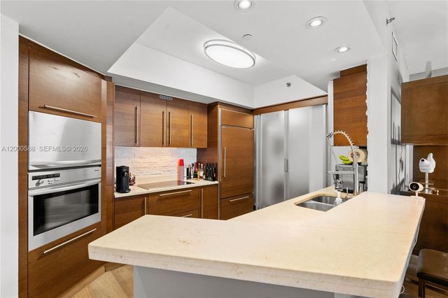 450 Alton Rd 806, Miami Beach, FL 33139