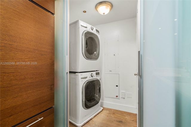 450 Alton Rd 806, Miami Beach, FL 33139