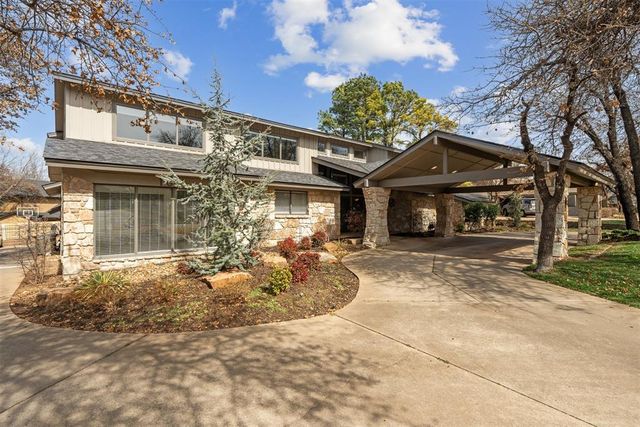 1011 Saint Andrews Drive, Edmond, OK 73025