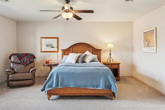 1011 Saint Andrews Drive, Edmond, OK 73025