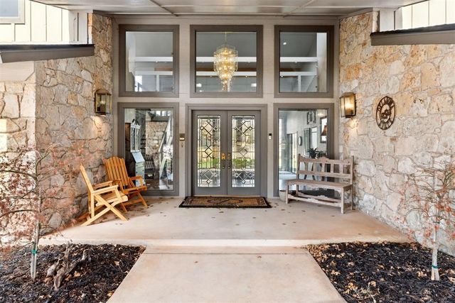 1011 Saint Andrews Drive, Edmond, OK 73025