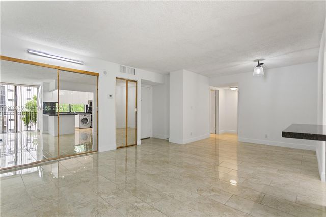 17021 N Bay Rd 429, Sunny Isles Beach, FL 33160