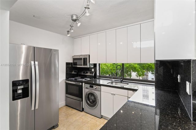 17021 N Bay Rd 429, Sunny Isles Beach, FL 33160