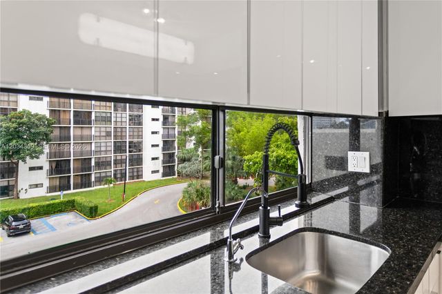 17021 N Bay Rd 429, Sunny Isles Beach, FL 33160