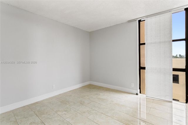 17021 N Bay Rd 429, Sunny Isles Beach, FL 33160