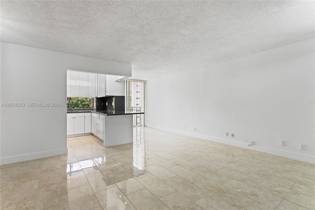 17021 N Bay Rd 429, Sunny Isles Beach, FL 33160