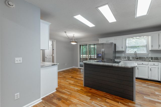 6405 Flag Point Drive, Ooltewah, TN 37363