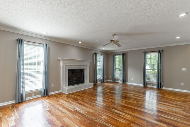 6405 Flag Point Drive, Ooltewah, TN 37363