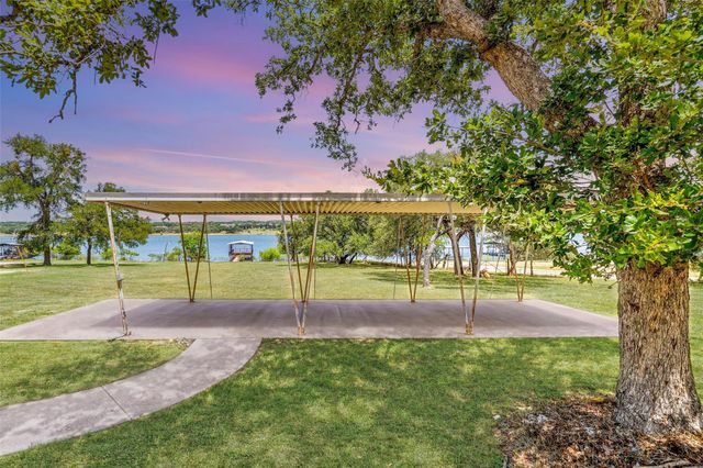 20904 W LAKESHORE DR, Spicewood, TX 78669