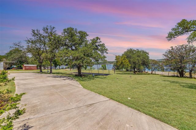 20904 W LAKESHORE DR, Spicewood, TX 78669