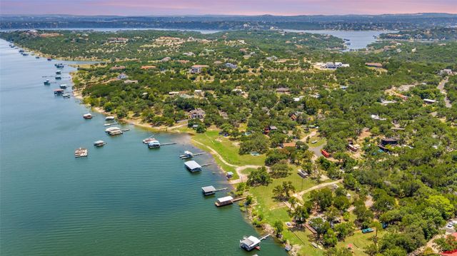 20904 W LAKESHORE DR, Spicewood, TX 78669