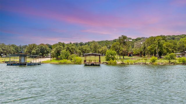 20904 W LAKESHORE DR, Spicewood, TX 78669