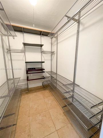 4450 SW 67th Ave I, Miami, FL 33155