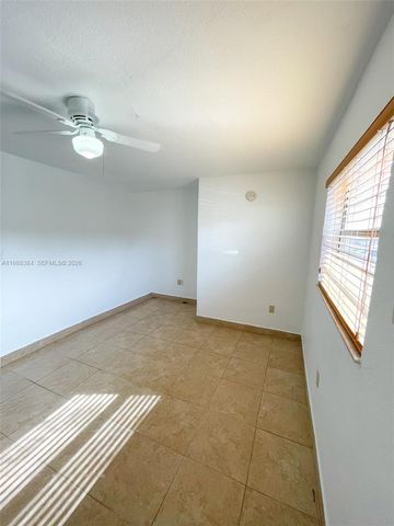 4450 SW 67th Ave I, Miami, FL 33155