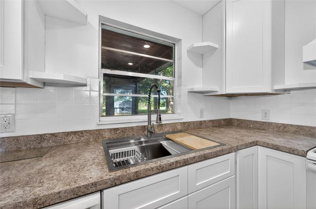 2751 PARK AVENUE, Indian Lake Estates, FL 33855