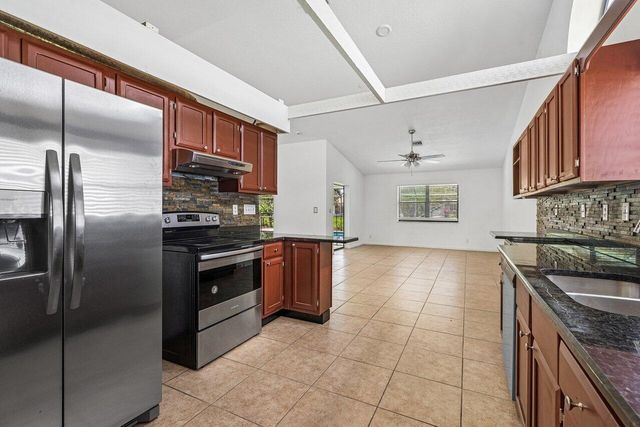 14616 Autumn Avenue, Wellington, FL 33414