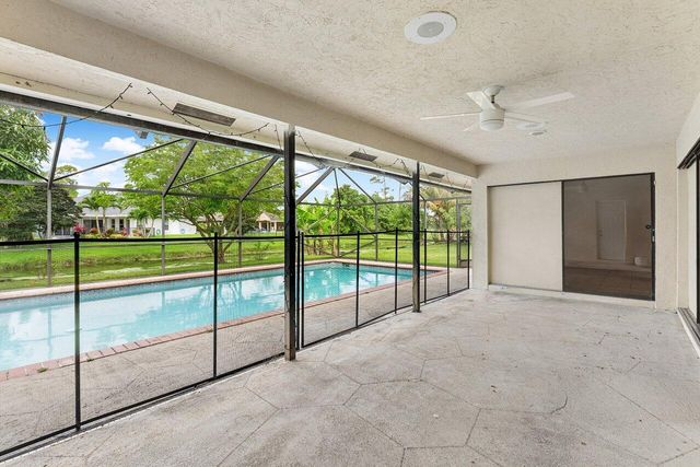 14616 Autumn Avenue, Wellington, FL 33414