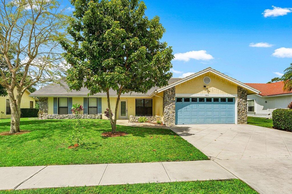 14616 Autumn Avenue, Wellington, FL 33414