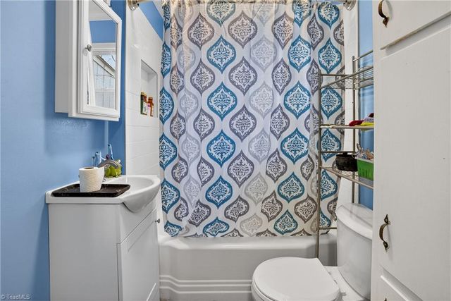 1005 Stokesburg Road, Walnut Cove, NC 27052