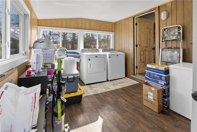 1005 Stokesburg Road, Walnut Cove, NC 27052