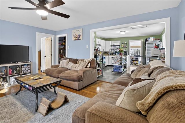 1005 Stokesburg Road, Walnut Cove, NC 27052