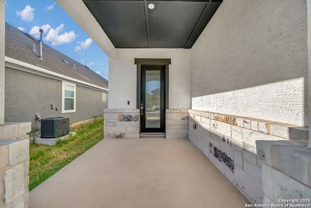 12688 Cotorra Springs, San Antonio, TX 78254