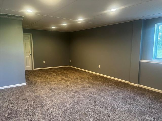 6460 Avalon Drive, Caledonia, MI 49316