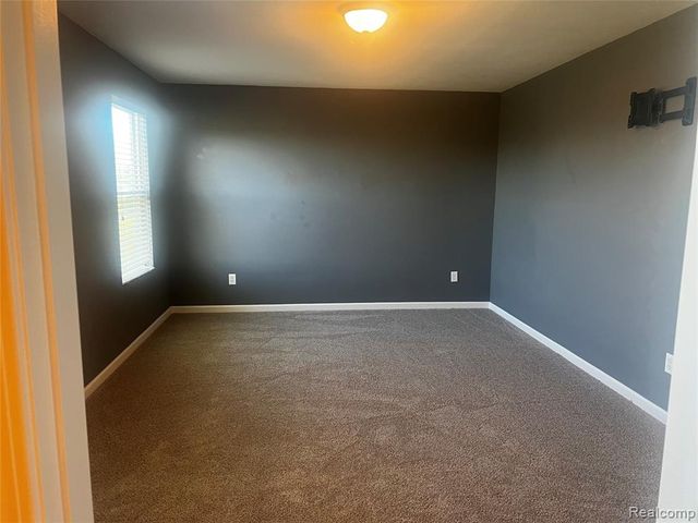 6460 Avalon Drive, Caledonia, MI 49316