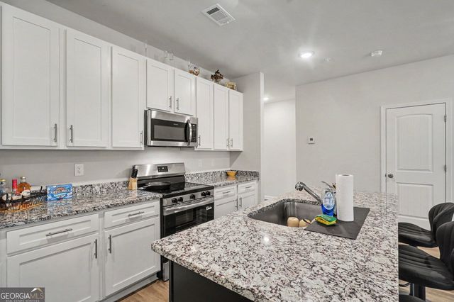 5431 Biltmore Drive, Atlanta, GA 30349