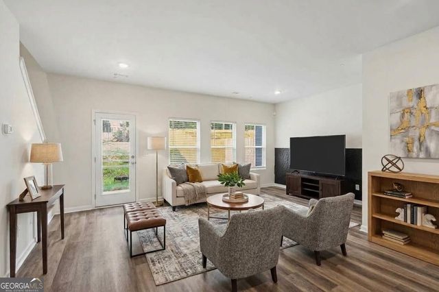 5431 Biltmore Drive, Atlanta, GA 30349