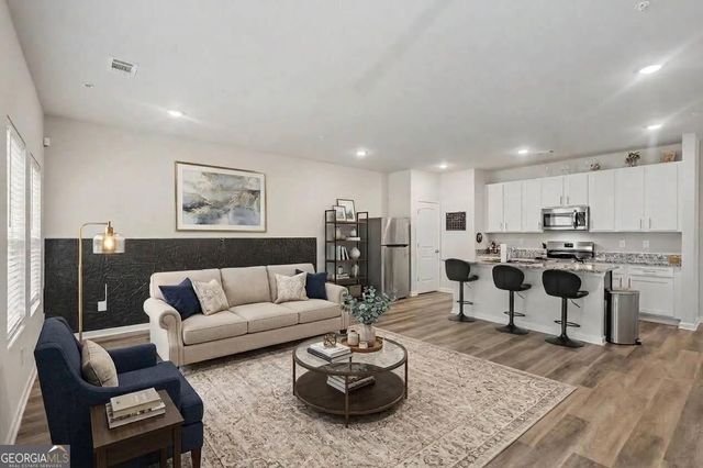 5431 Biltmore Drive, Atlanta, GA 30349