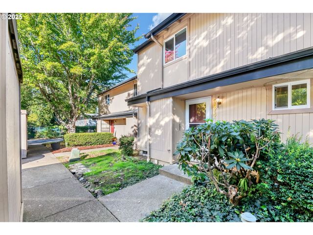 1474 FETTERS Loop, Eugene, OR 97402