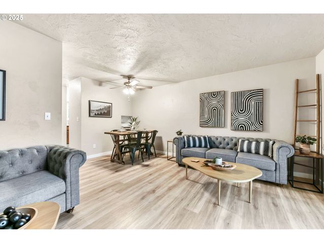 1474 FETTERS Loop, Eugene, OR 97402