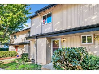 1474 FETTERS Loop, Eugene, OR 97402