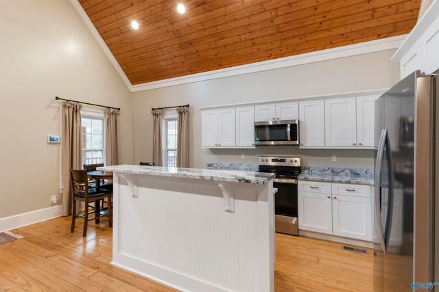 159 Greenleaf Drive, Guntersville, AL 35976