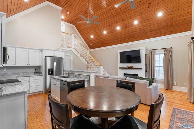 159 Greenleaf Drive, Guntersville, AL 35976