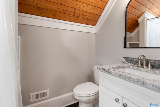 159 Greenleaf Drive, Guntersville, AL 35976