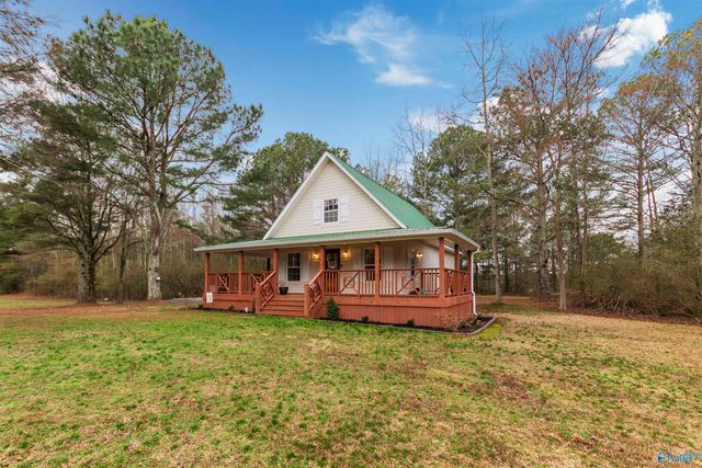 159 Greenleaf Drive, Guntersville, AL 35976