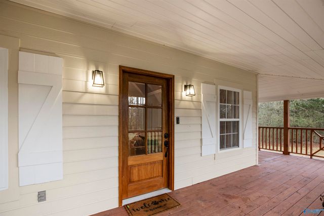 159 Greenleaf Drive, Guntersville, AL 35976