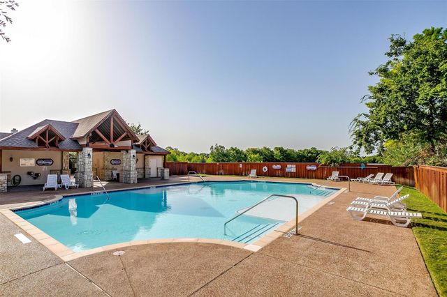 4905 Stirrup Way, Fort Worth, TX 76244