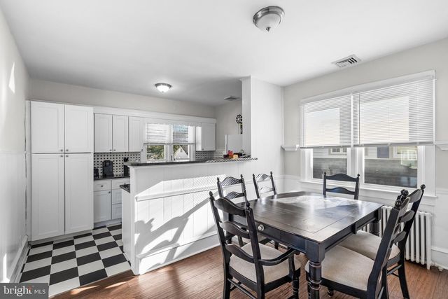 252 RHOADS AVE, Haddonfield, NJ 08033