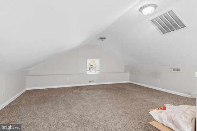 252 RHOADS AVE, Haddonfield, NJ 08033