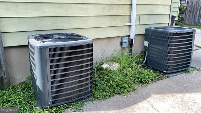 252 RHOADS AVE, Haddonfield, NJ 08033