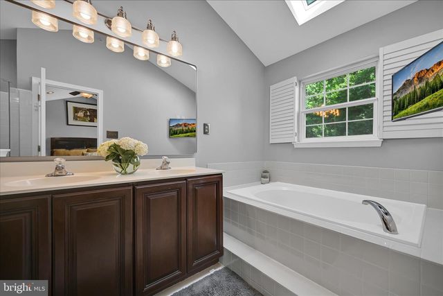 155 MADISON WAY, Downingtown, PA 19335