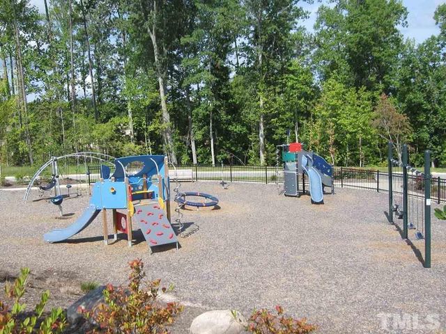 74 Owen Towne Road, Chapel Hill, NC 27516